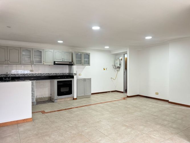 Apartamento de 3 alcobas en arriendo en El Poblado, Medellín, 110 m² · foto 7 de 17