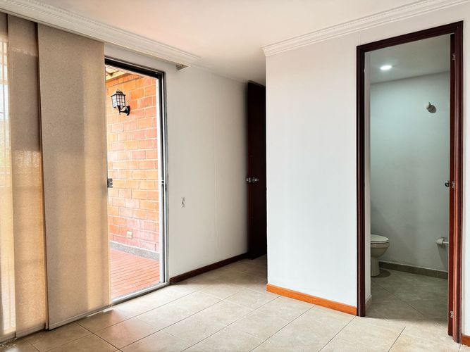 Apartamento de 3 alcobas en arriendo en El Poblado, Medellín, 110 m² · foto 12 de 17