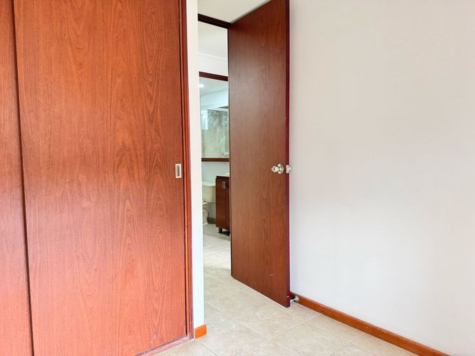 Apartamento de 3 alcobas en arriendo en El Poblado, Medellín, 110 m² · foto 13 de 17