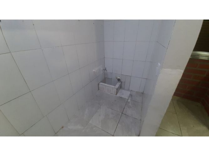 Local en arriendo en Rosales, Medellín, 75 m² · foto 9 de 10