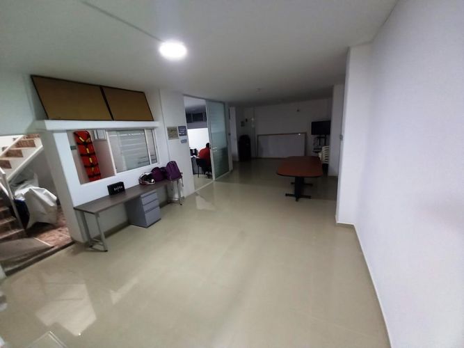 Casa de 5 alcobas en venta en Santa Isabel, Cali, 792 m² · foto 10 de 24
