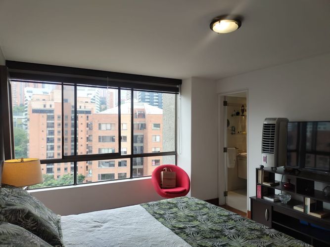 Apartamento de 3 alcobas en venta en El Poblado, Medellín, 208 m² · foto 13 de 19