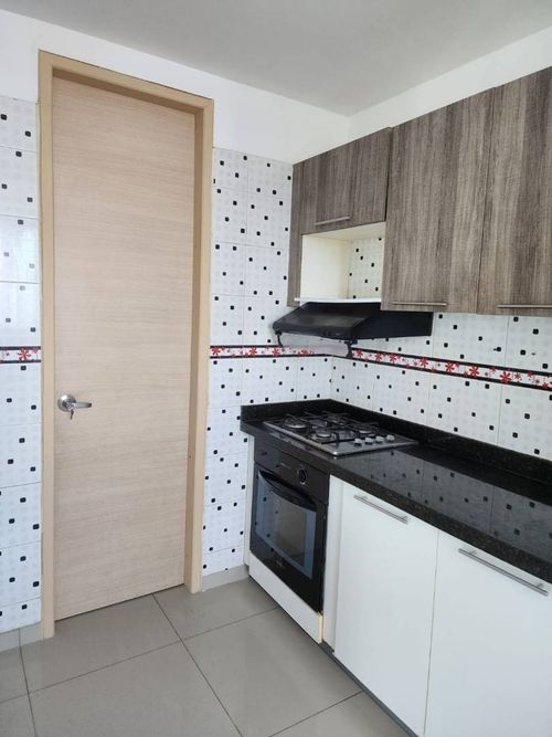 Apartamento de 3 alcobas en venta en Crespo, Cartagena, 114 m² · foto 2 de 11