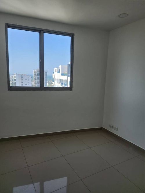 Apartamento de 3 alcobas en venta en Crespo, Cartagena, 114 m² · foto 8 de 11