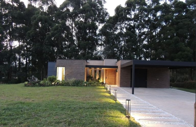 Casa de 5 alcobas en venta en El Tambo, La Ceja, 300 m² · foto 10 de 11