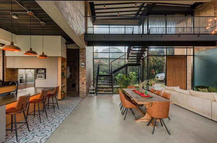 Casa de 4 alcobas en venta en Las Cometas, Envigado, 450 m² · foto 9 de 9