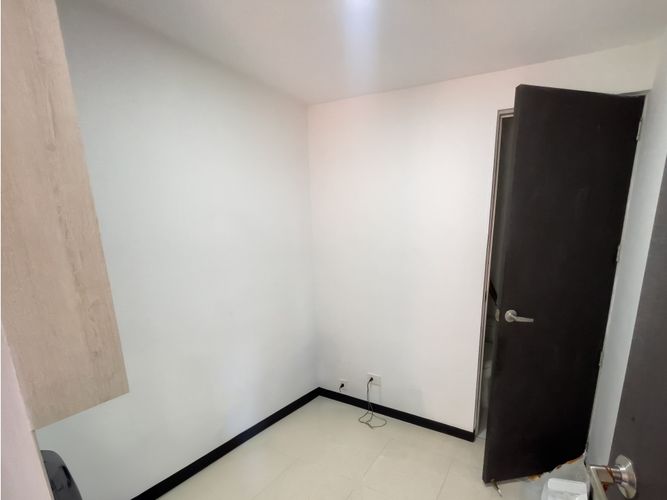 Apartaestudio en venta en Avila, Envigado, 307 m² · foto 5 de 8