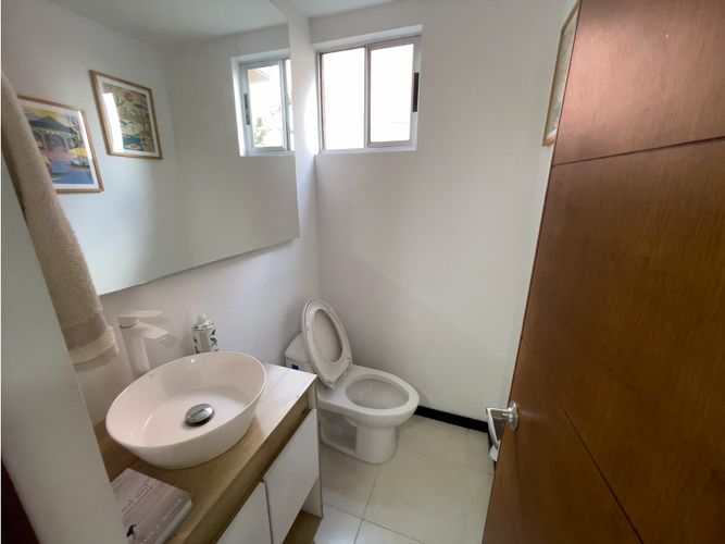 Apartaestudio en venta en Avila, Envigado, 307 m² · foto 8 de 8