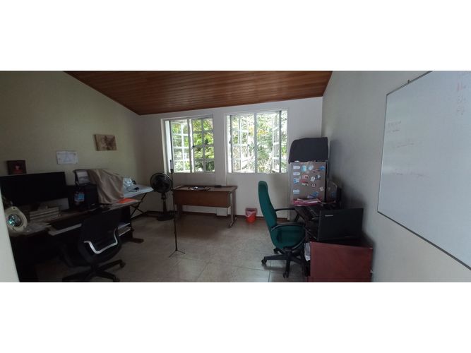 Casa de 4 alcobas en venta en La Flora, Cali, 476 m² · foto 11 de 24