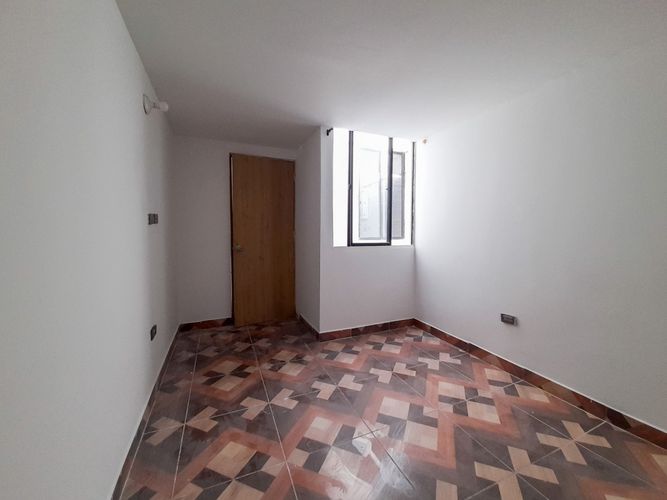 Casa de 7 alcobas en venta en Loma De La Doctora, Sabaneta, 400 m² · foto 10 de 17