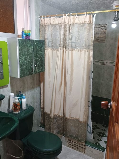 Casa de 6 alcobas en venta en Centro, Soacha, 288 m² · foto 8 de 20