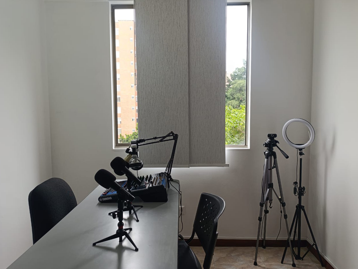 Apartamento en venta en El Poblado, Medellín · foto 5 de 18