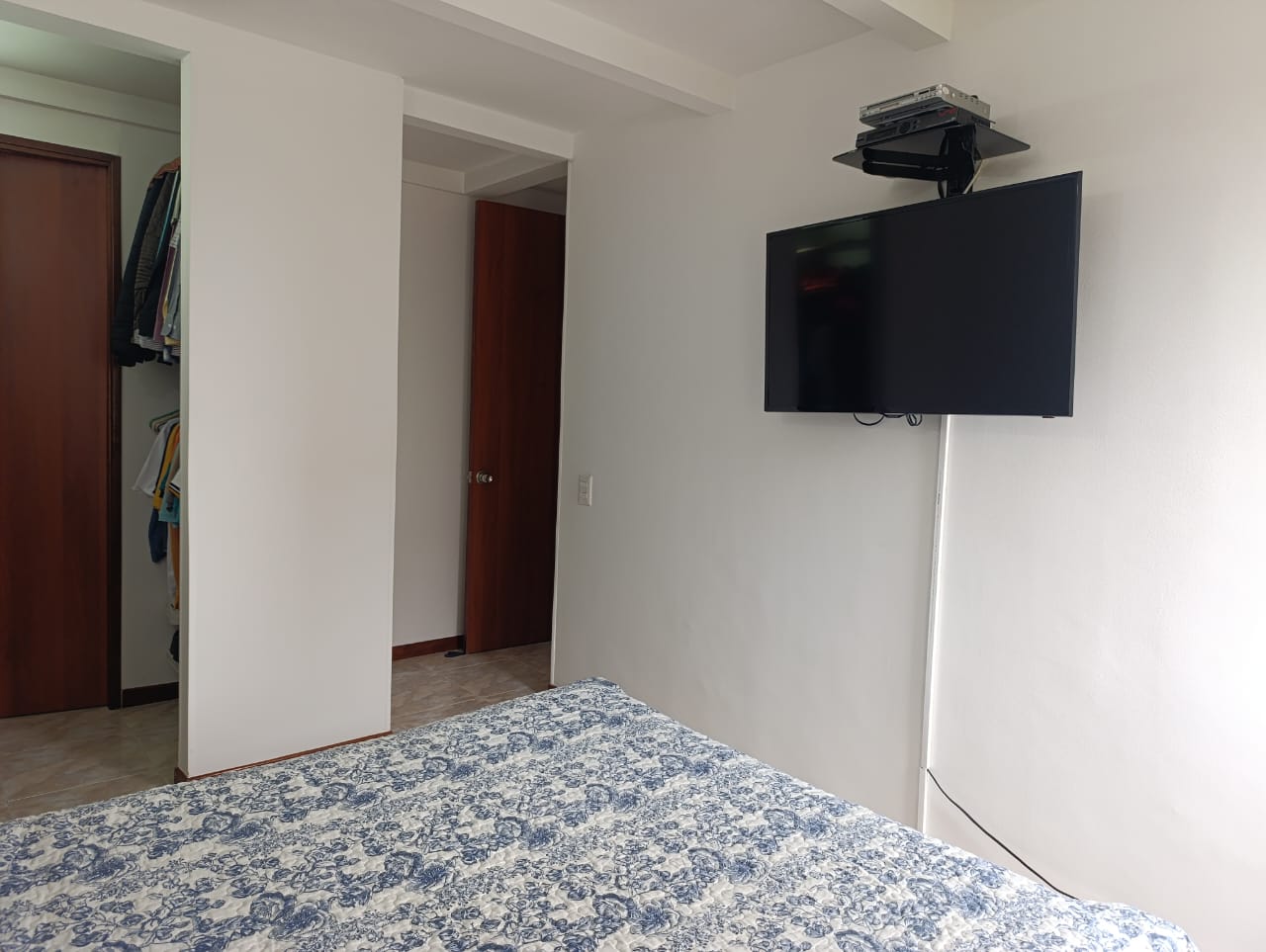 Apartamento en venta en El Poblado, Medellín · foto 10 de 18