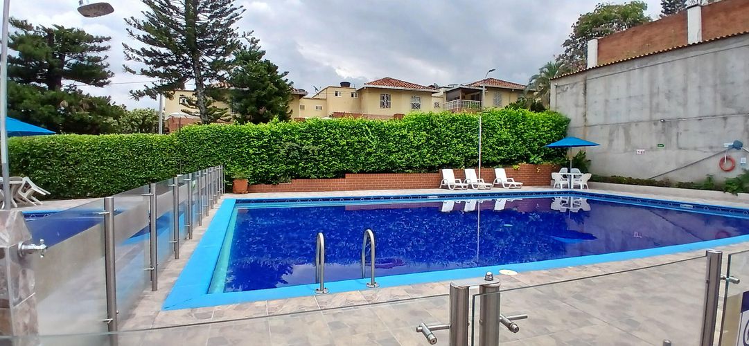 Casa de 3 alcobas en venta en Versalles, Floridablanca, 110 m² · foto 2 de 22