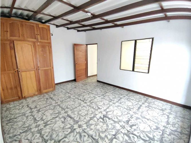 Local en arriendo en Niquia, Bello, 270 m² · foto 2 de 24