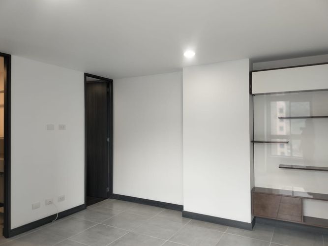 Apartamento de 3 alcobas en arriendo en El Poblado, Medellín, 107 m² · foto 11 de 17