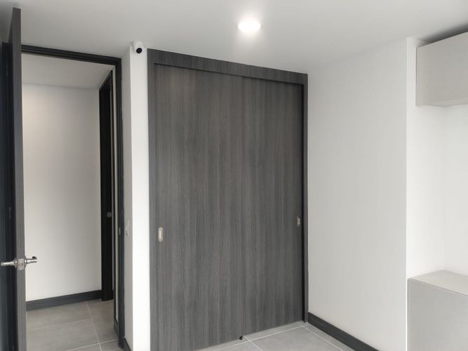 Apartamento de 3 alcobas en arriendo en El Poblado, Medellín, 107 m² · foto 16 de 17