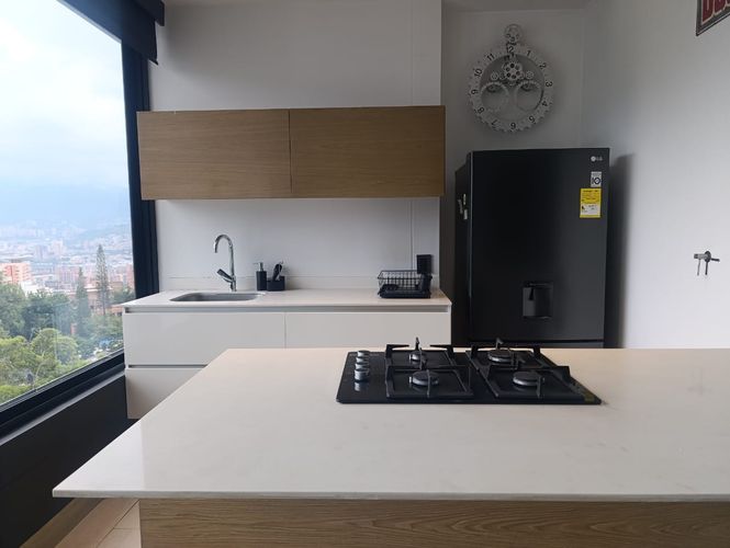 Apartamento de 1 alcoba en arriendo en El Poblado, Medellín, 89 m² · foto 7 de 17