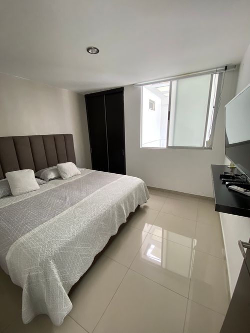 Edificio en venta en Ciudad Jardin, Cali, 900 m² · foto 13 de 24