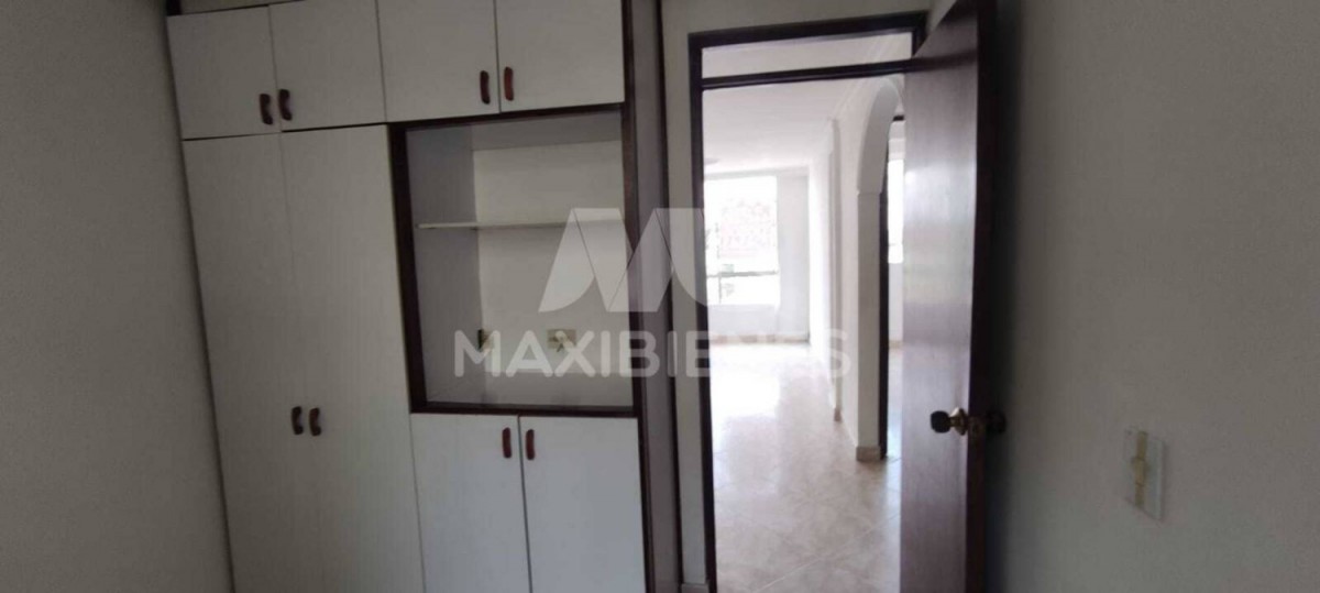 Apartamento en venta en Calasanz, Medellín · foto 3 de 10