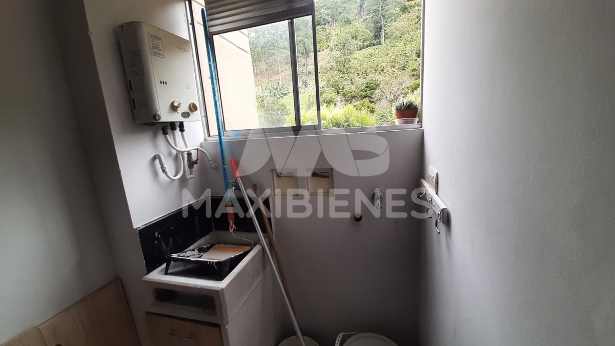 Apartamento en venta en Rodeo Alto, Medellín · foto 7 de 9