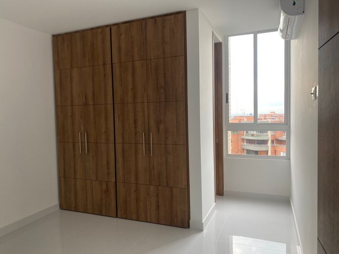 Apartamento en venta en Ciudad Jardin, Cali, 150 m² · foto 14 de 24