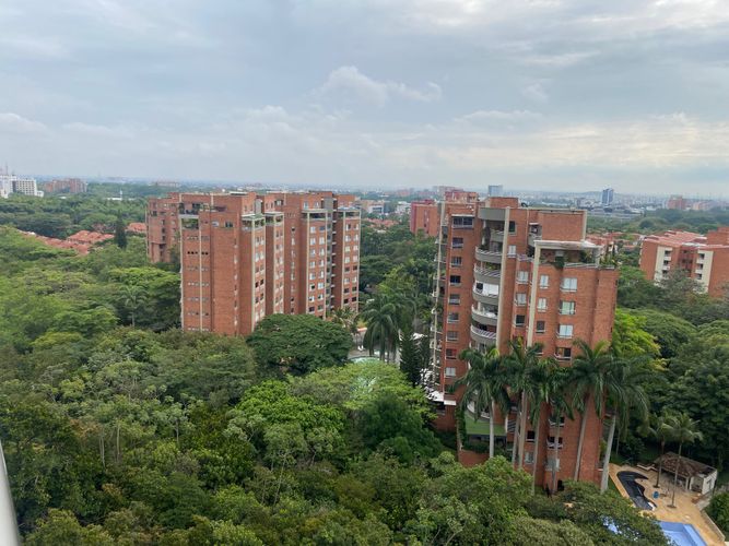 Apartamento en venta en Ciudad Jardin, Cali, 150 m² · foto 18 de 24