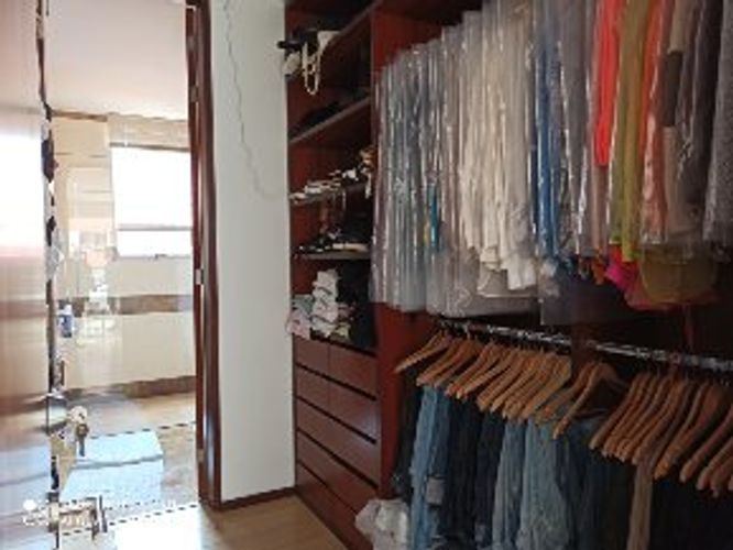 Apartamento de 3 alcobas en venta en Chicó Reservado, Bogotá, 207 m² · foto 17 de 24