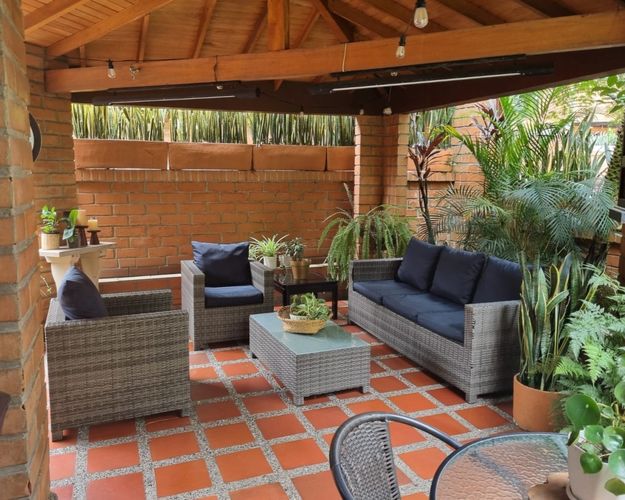 Casa de 4 alcobas en venta en Alejandría, Medellín, 280 m² · foto 11 de 12
