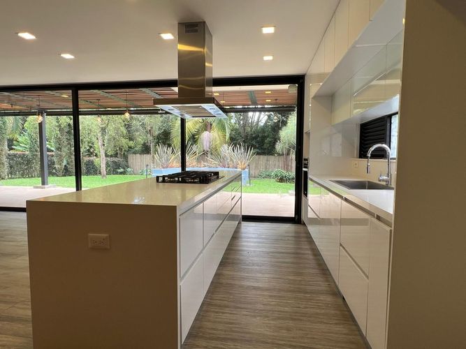 Casa de 3 alcobas en venta en Llano Grande, Rionegro, 267 m² · foto 5 de 19