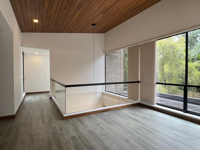 Casa de 3 alcobas en venta en Llano Grande, Rionegro, 267 m² · foto 7 de 19