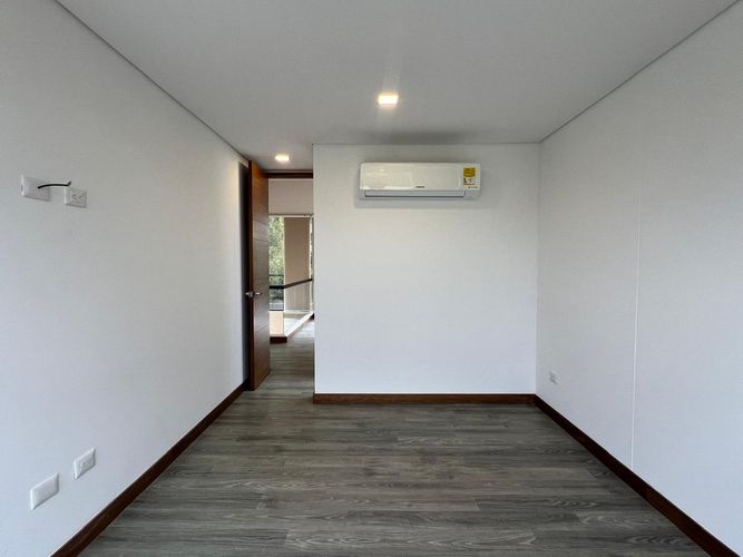 Casa de 3 alcobas en venta en Llano Grande, Rionegro, 267 m² · foto 10 de 19