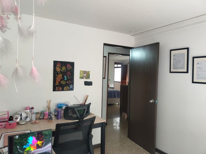 Apartamento de 4 alcobas en venta en El Poblado, Medellín, 135 m² · foto 11 de 16