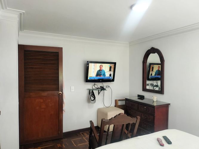 Apartamento de 4 alcobas en venta en El Poblado, Medellín, 135 m² · foto 14 de 16