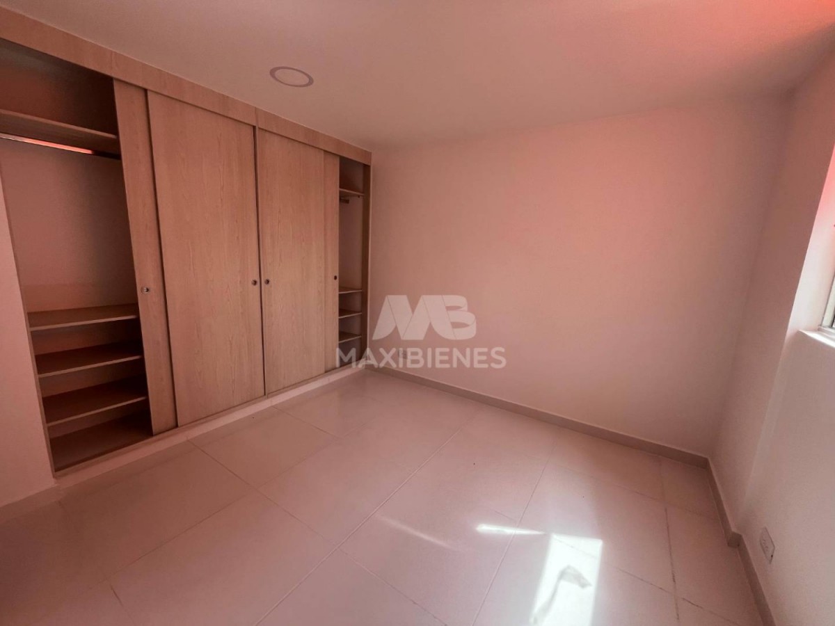 Apartamento en venta en Pajarito, Medellín · foto 9 de 17