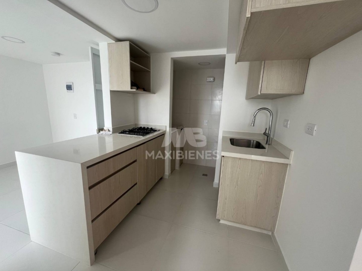 Apartamento en venta en Pajarito, Medellín · foto 11 de 17