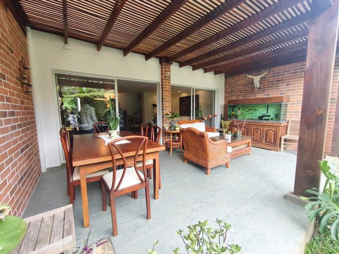 Casa de 3 alcobas en venta en El Poblado, Medellín, 200 m² · foto 5 de 24