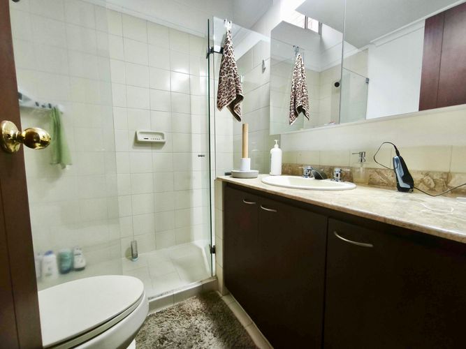 Casa de 3 alcobas en venta en El Poblado, Medellín, 200 m² · foto 23 de 24