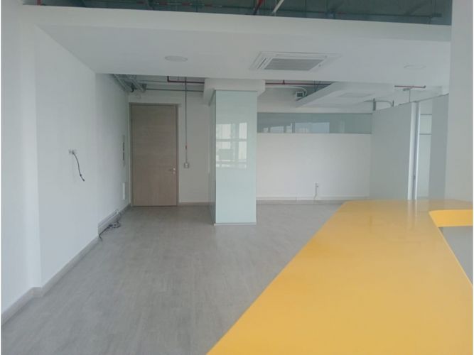 Apartaestudio en arriendo en Milla De Oro, Medellín, 70 m² · foto 6 de 9