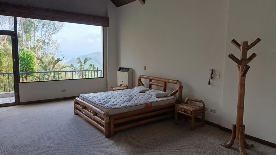 Casa de 3 alcobas en venta en Floresta De La Sabana, Bogotá, 785 m² · foto 11 de 24