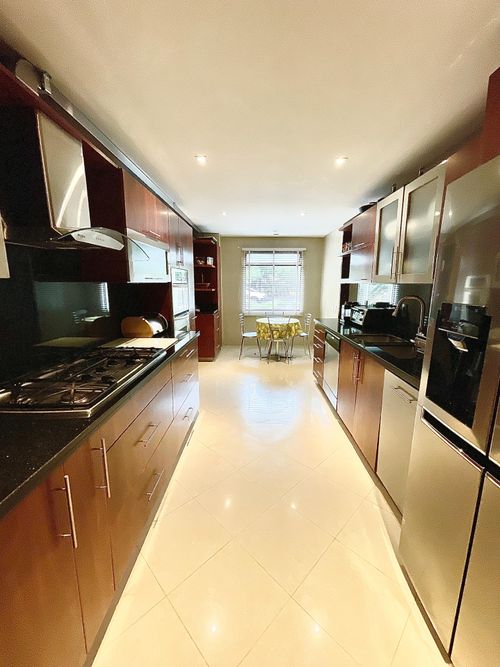 Apartamento de 3 alcobas en venta en Montearroyo, Bogotá, 230 m² · foto 15 de 16