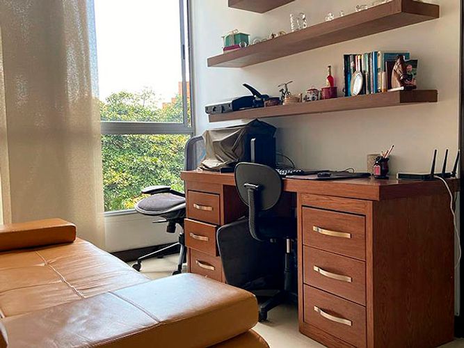 Apartamento de 3 alcobas en arriendo en El Poblado, Medellín, 164 m² · foto 6 de 13