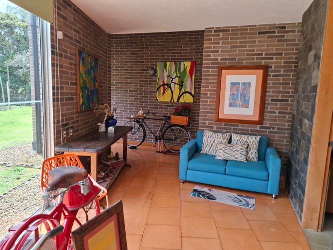 Casa de 3 alcobas en venta en Pantanillo, El Retiro, 415 m² · foto 2 de 24