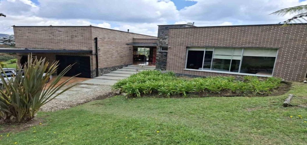 Casa de 3 alcobas en venta en Pantanillo, El Retiro, 415 m² · foto 22 de 24