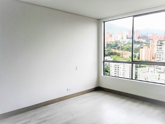 Apartamento de 3 alcobas en arriendo en El Poblado, Medellín, 140 m² · foto 8 de 16