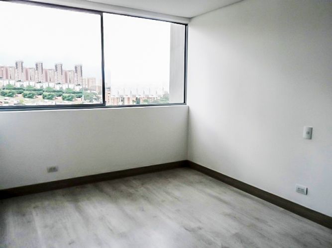 Apartamento de 3 alcobas en arriendo en El Poblado, Medellín, 140 m² · foto 9 de 16