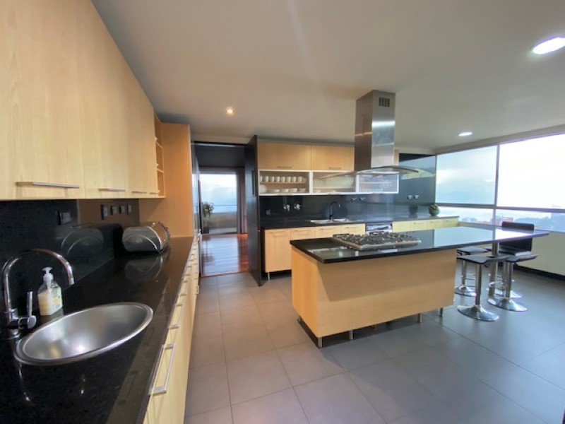 Apartamento en venta en El Poblado, Medellín 4