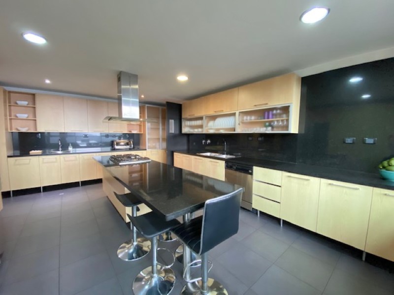 Apartamento en venta en El Poblado, Medellín · foto 7 de 24