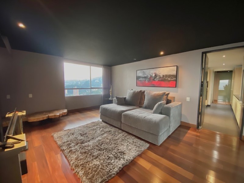Apartamento en venta en El Poblado, Medellín · foto 12 de 24