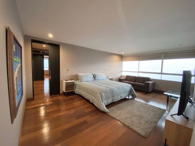 Apartamento en venta en El Poblado, Medellín · foto 13 de 24